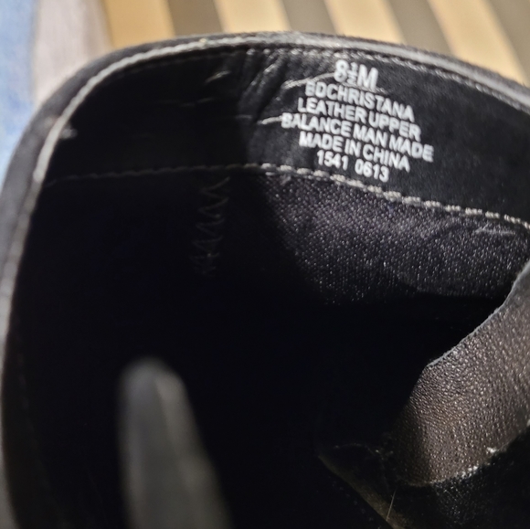 Bandolino black suede booties - Picture 5 of 5